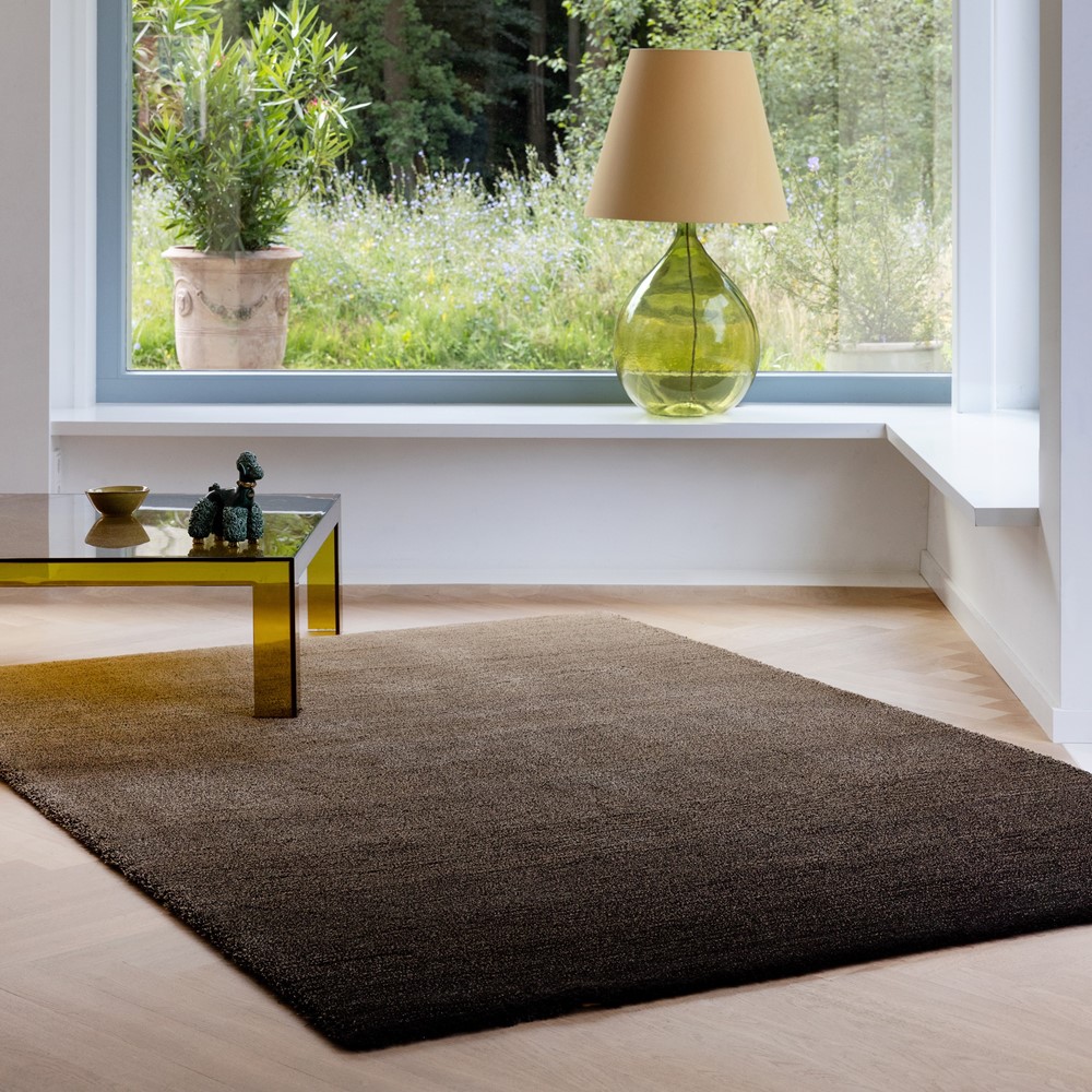 Shade Low Rugs 010101 by Brink and Campman in Beige Dark chocolate